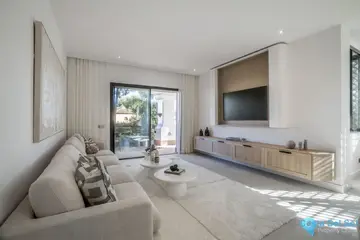 3 bedroom Apartment for Sale in The Golden Mile-37326