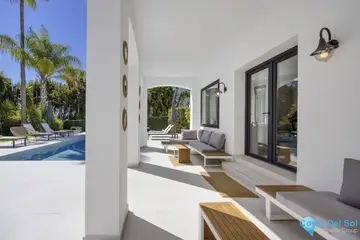 5 bedroom House for Sale in El Paraiso-37446