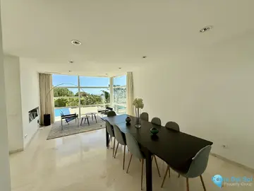 4 bedroom House for Sale in Valtocado-37460