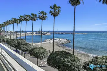 5 bedroom Apartment for Sale in Marbella-37579