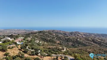 59494m2 Plot for Sale in La Mairena