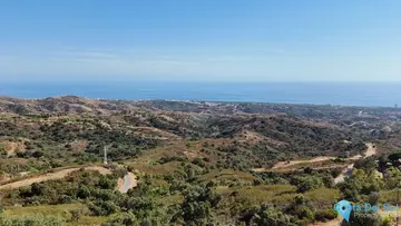 59494m2 Plot for Sale in La Mairena-37647