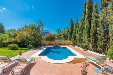 8 bedroom House for Sale in Marbella-37701