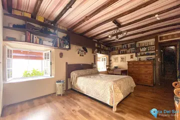 6 bedroom House for Sale in Marbella-37726