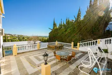 8 bedroom House for Sale in Estepona-37736