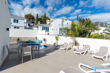 6 bedroom House for Sale in La Cala de Mijas-37861