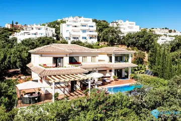 5 bedroom House for Sale in La Mairena-37866