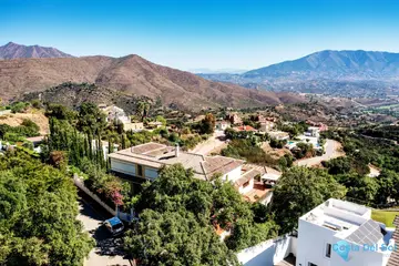 5 bedroom House for Sale in La Mairena-37868