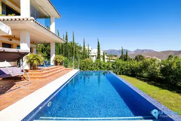 5 bedroom House for Sale in La Mairena-37869
