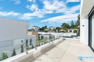 4 bedroom House for Sale in Estepona-37895