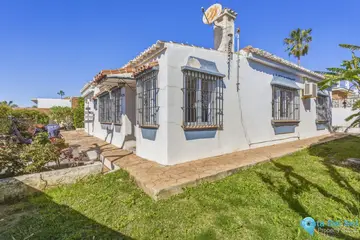 3 bedroom House for Sale in El Chaparral-101295