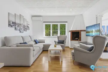 3 bedroom House for Sale in El Chaparral-101298