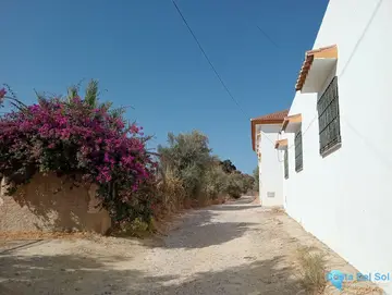 3353m2 Plot for Sale in Estación de Campanillas