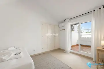 2 bedroom Apartment for Sale in Nueva Andalucía-16406