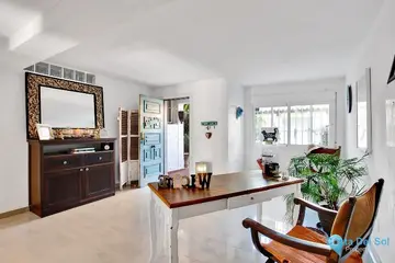 6 bedroom House for Sale in Marbesa-38011