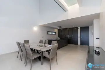 4 bedroom House for Sale in Estepona-38020