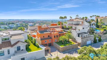5 bedroom House for Sale in Benahavís-38025