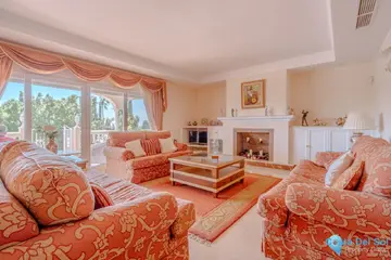 5 bedroom House for Sale in El Paraiso-38132