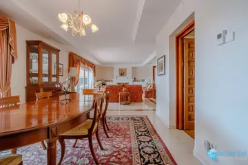 5 bedroom House for Sale in El Paraiso-38136