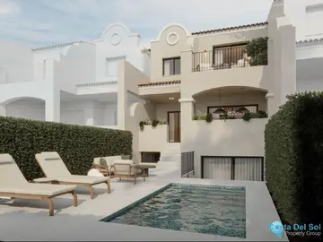 4 bedroom House for Sale in Nueva Andalucía