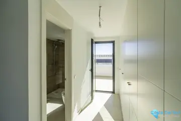 4 bedroom Apartment for Sale in Los Alamos-38204