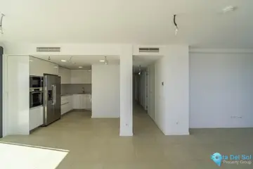 4 bedroom Apartment for Sale in Los Alamos-38203
