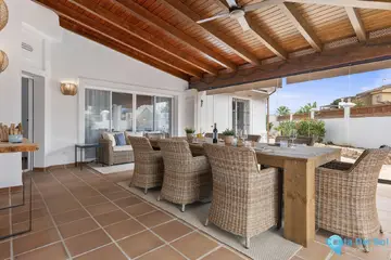 5 bedroom House for Sale in Las Chapas-38243