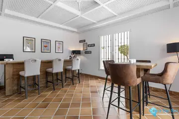 5 bedroom House for Sale in Las Chapas-38247