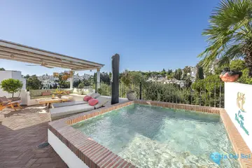 4 bedroom House for Sale in The Golden Mile-38256