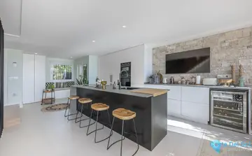4 bedroom House for Sale in The Golden Mile-38268