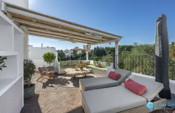4 bedroom House for Sale in The Golden Mile-38259