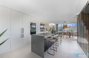 4 bedroom House for Sale in The Golden Mile-38265