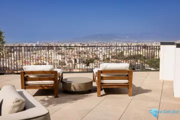 4 bedroom Apartment for Sale in Málaga Centro