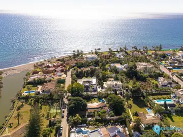 4 bedroom House for Sale in Guadalmina Baja