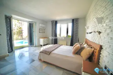 6 bedroom House for Sale in Benalmadena Pueblo-38399