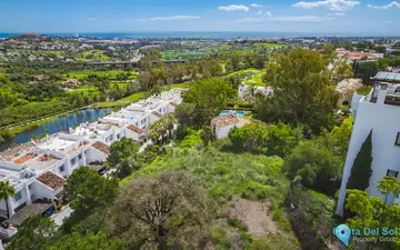 1329m2 Plot for Sale in Benahavís