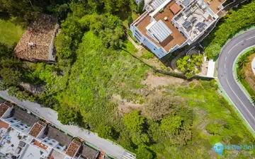 1329m2 Plot for Sale in Benahavís-38427