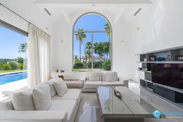 5 bedroom House for Sale in San Roque Club