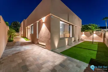 4 bedroom House for Sale in Alhaurín de la Torre-38468