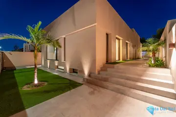 4 bedroom House for Sale in Alhaurín de la Torre-38470
