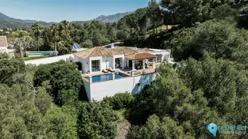 4 bedroom House for Sale in El Madroñal-38545