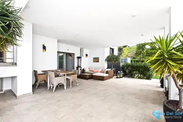 5 bedroom House for Sale in Valtocado-38660