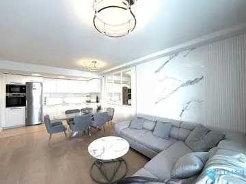 3 bedroom Apartment for Sale in Nueva Andalucía-16495