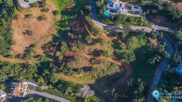 15700m2 Plot for Sale in La Mairena-38991