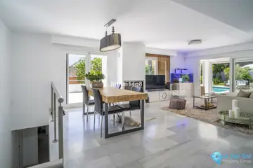 4 bedroom House for Sale in Nueva Andalucía-39009