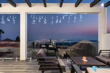 4 bedroom House for Sale in Mijas Costa-39016