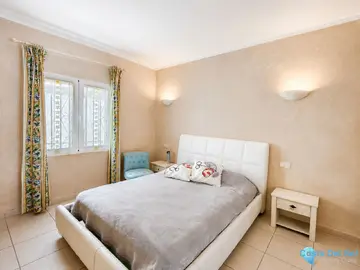 3 bedroom House for Sale in La Duquesa-83158