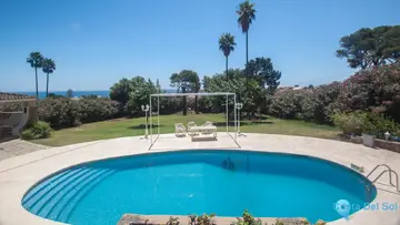 4 bedroom House for Sale in Estepona-39237
