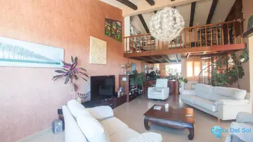 4 bedroom House for Sale in Estepona-39240