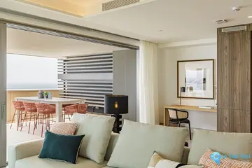 4 bedroom Apartment for Sale in Málaga Centro-39259